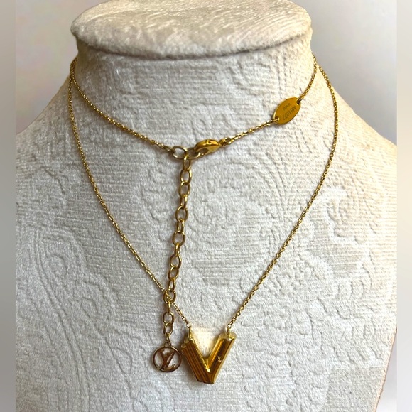 Louis Vuitton Necklace With box - Picture 12 of 12